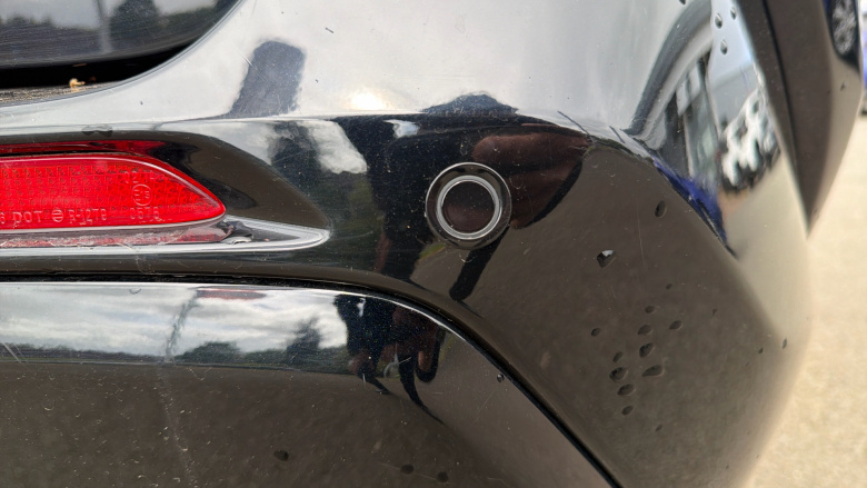 Toyota RAV4 2.5 VVT-i Hybrid Black Edition 5dr CVT Hybrid Estate